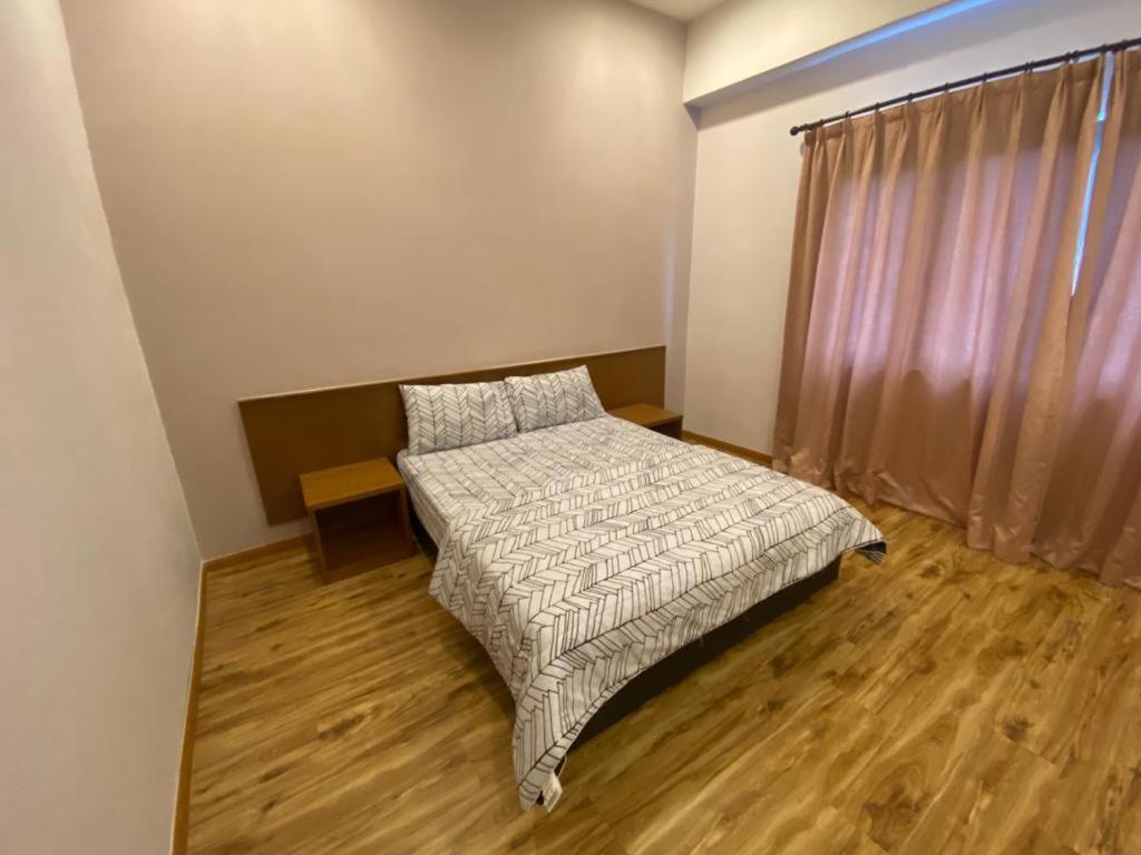 Hills Aranda Nova Hotel คาเมรอนไฮแลนด์ ภายนอก รูปภาพ