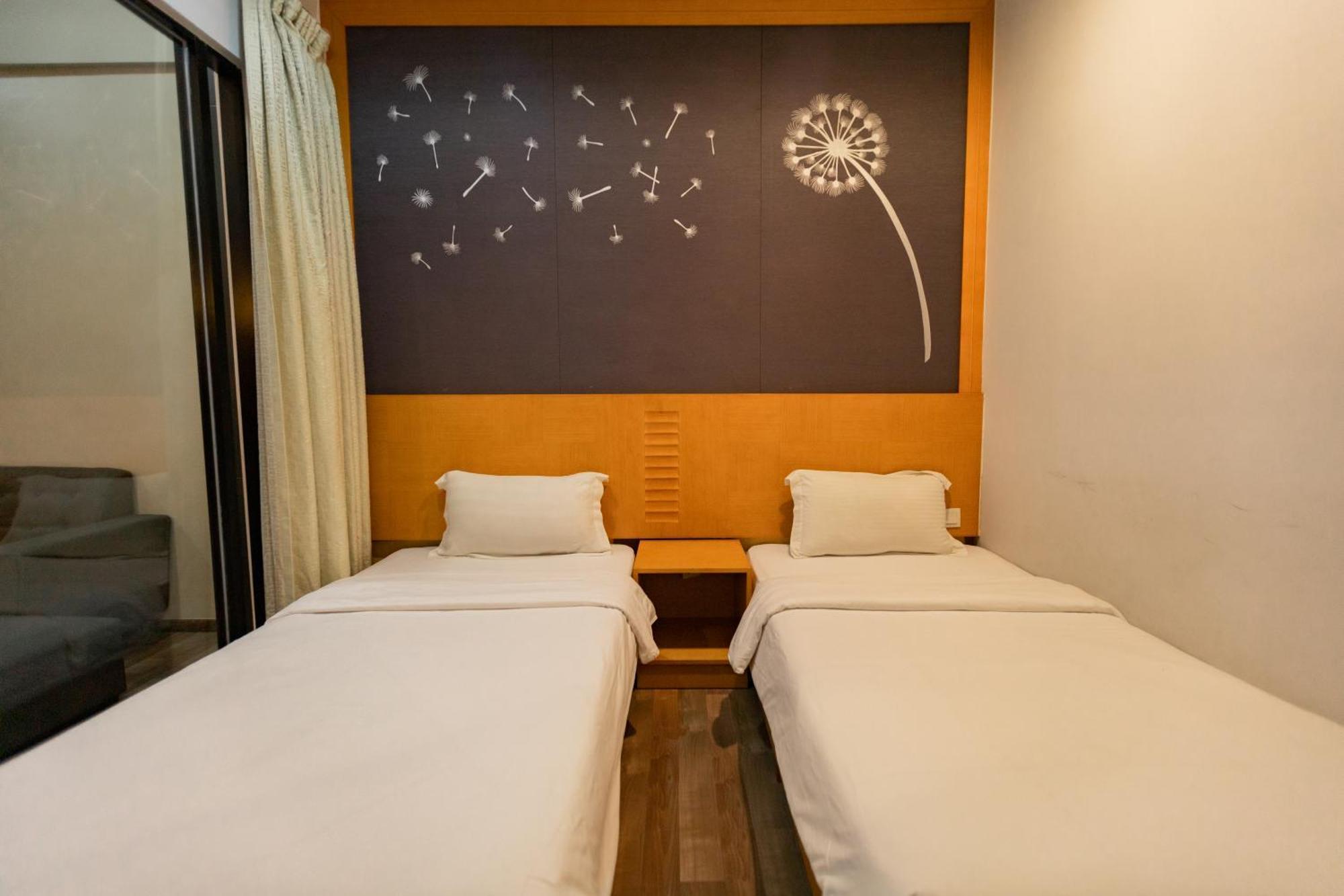 Hills Aranda Nova Hotel คาเมรอนไฮแลนด์ ภายนอก รูปภาพ