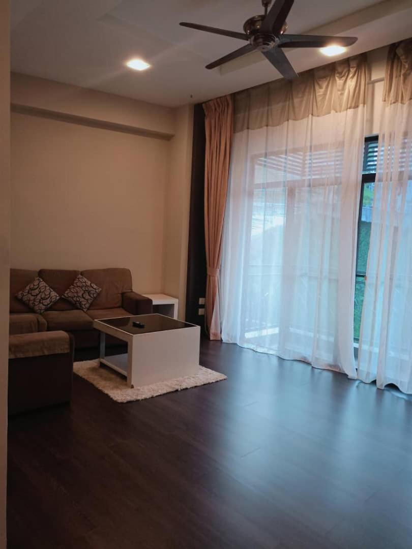 Hills Aranda Nova Hotel คาเมรอนไฮแลนด์ ภายนอก รูปภาพ